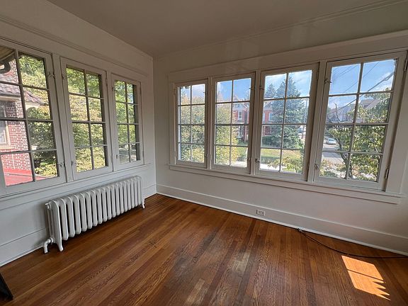 5th image of 6116-6122 Stanton Ave #6120