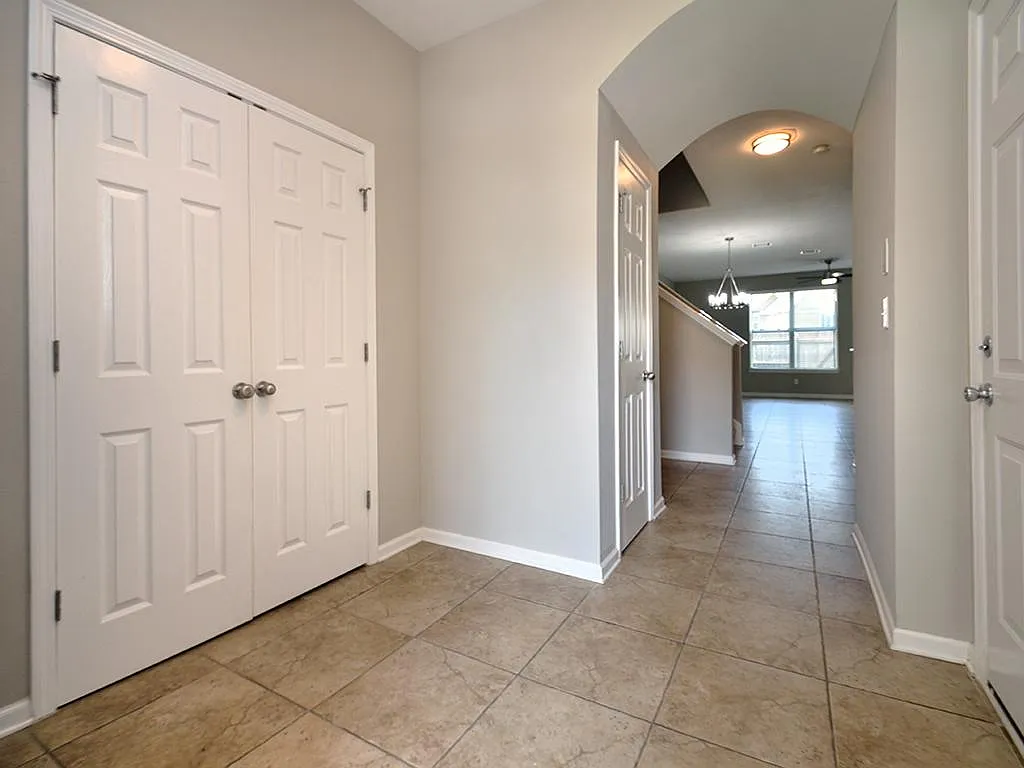 Building Photo - 166 White Heron Dr #166