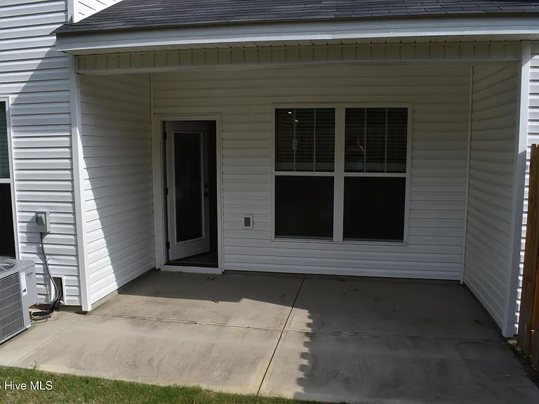 4354 Beautiful Pond Park — Photo 10