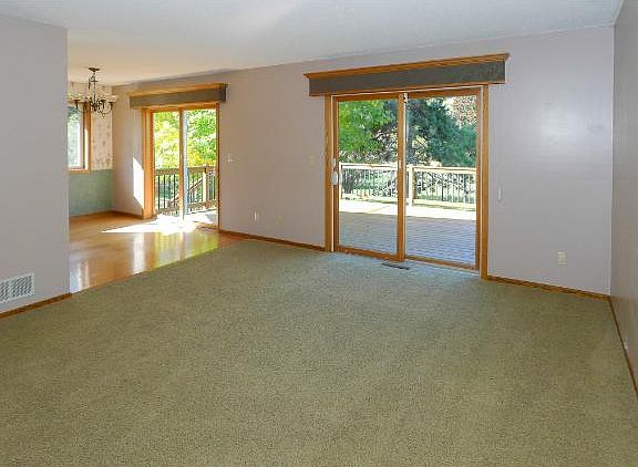 5th image of 1886 Sunrise Ct