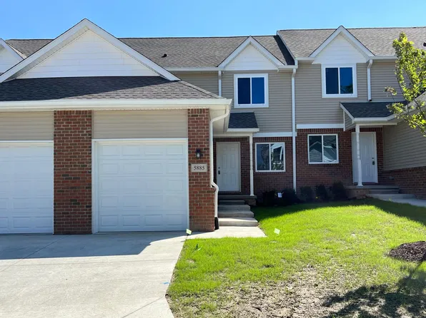 5885 Woodruff View Dr, Brighton, MI 48116