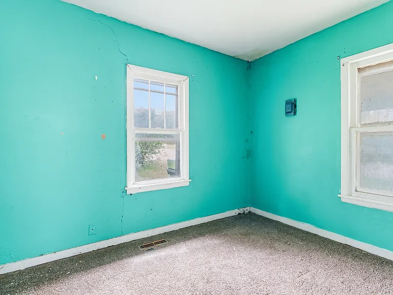 1402 Alabama St — Photo 9