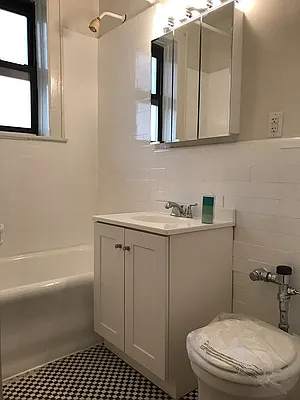 Rented by Cyclone Realty | media 42