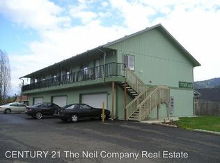 186 Taylor Rd, Sutherlin, OR 97479