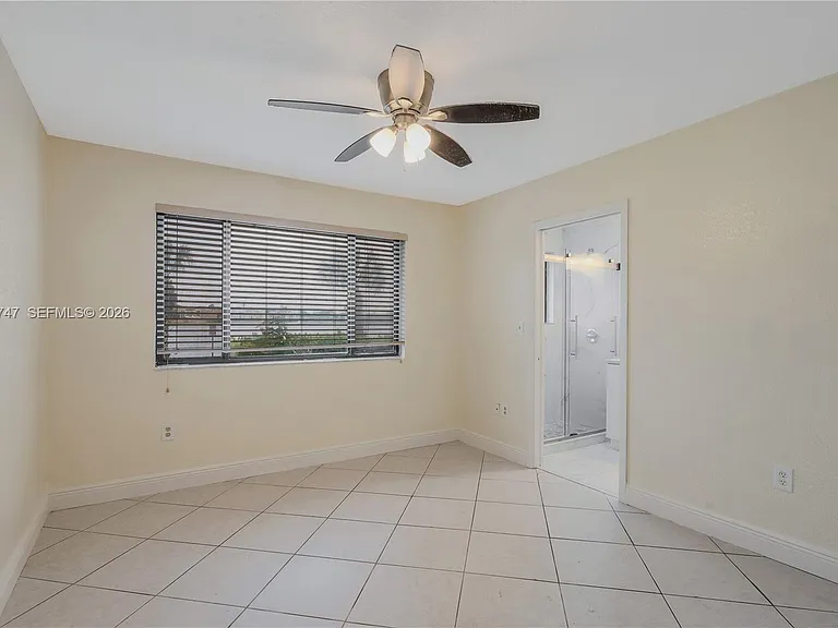 15545 Miami Lakeway N #102 — Photo 2