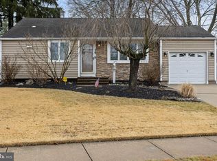34 Elton Ave, Hamilton, NJ 08620