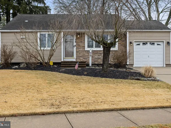 34 Elton Ave, Hamilton, NJ 08620