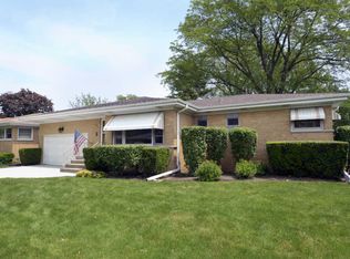 419 S Donald Ave, Arlington Heights, IL 60004