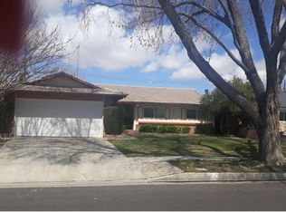 525 W Avenue J10, Lancaster, CA 93534