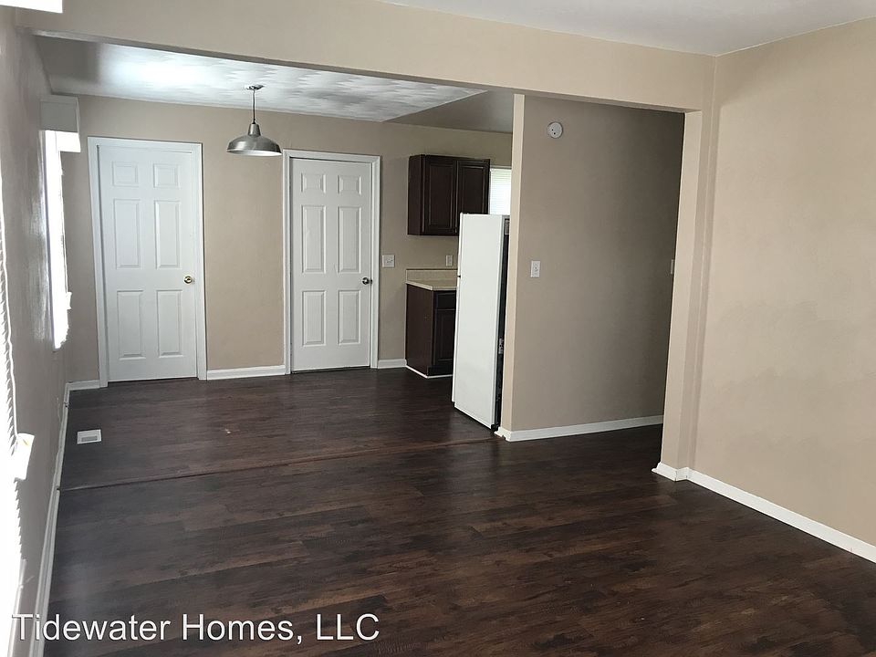 1st image of 102 Carol Ln