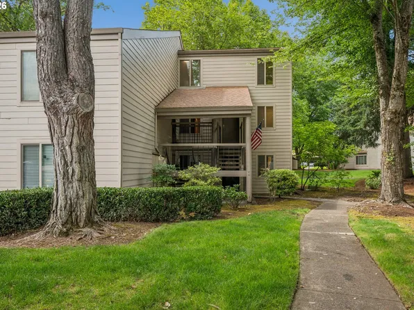 11747 SW Boones Bend Dr, Beaverton, OR 97008