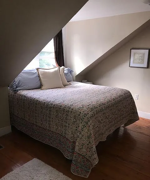 284 E St #2 — Photo 5