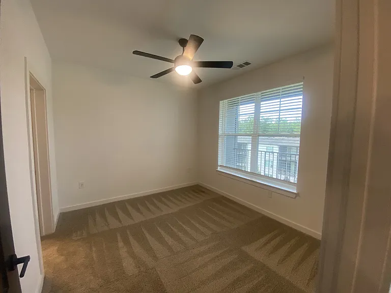 The Wren Apartments — Photo 117