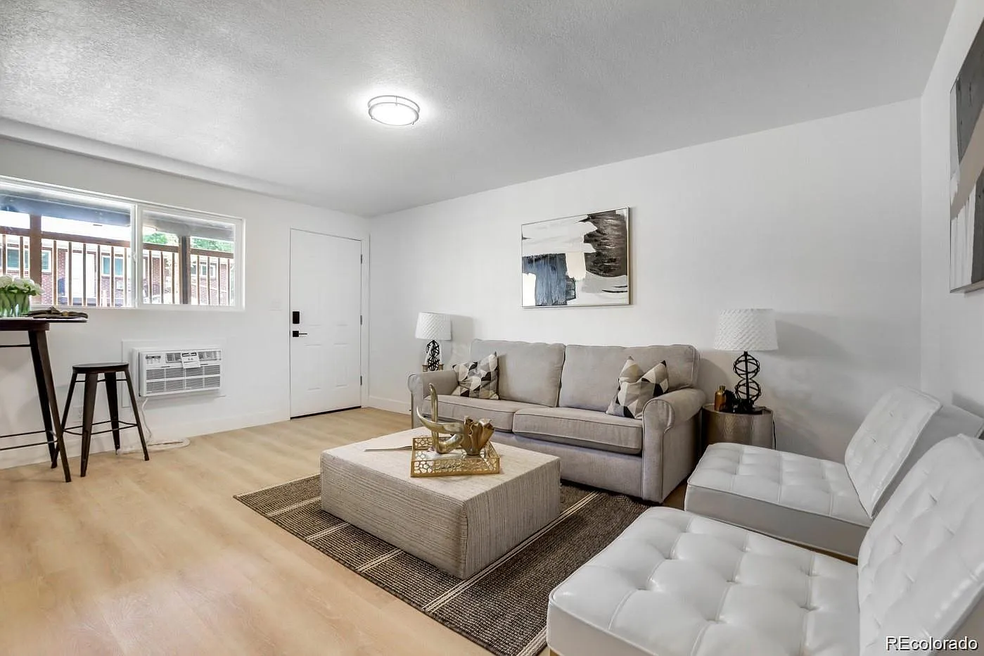2 bed, 1.0 bath, 765 sqft, $1,695 — Photo 4