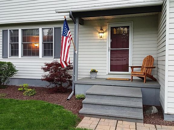 2nd image of 105 Whiskwood Ln