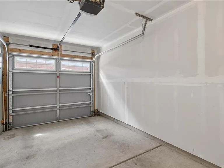 459 Westport St — Photo 16