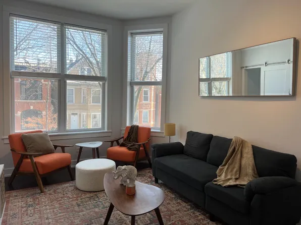 1246 N Artesian Ave, Chicago, IL