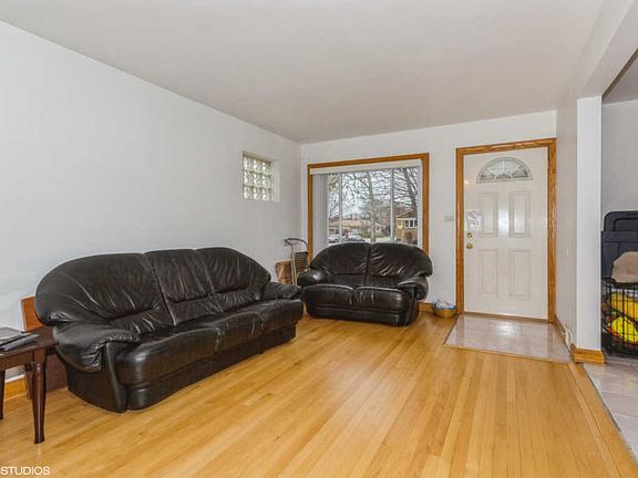 2nd image of 2304 Westover Ave