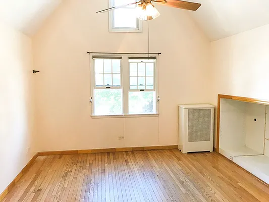 Rented by Showcase Realty | media 10