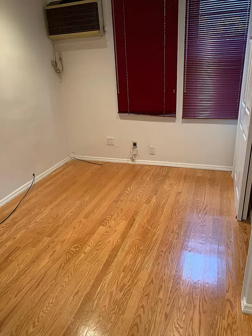 2 bed, 900 sqft, $3,200 — Photo 2
