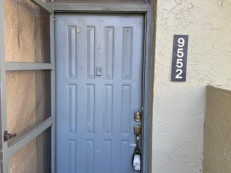 9552 SW 1st Ct #3-F — Photo 19