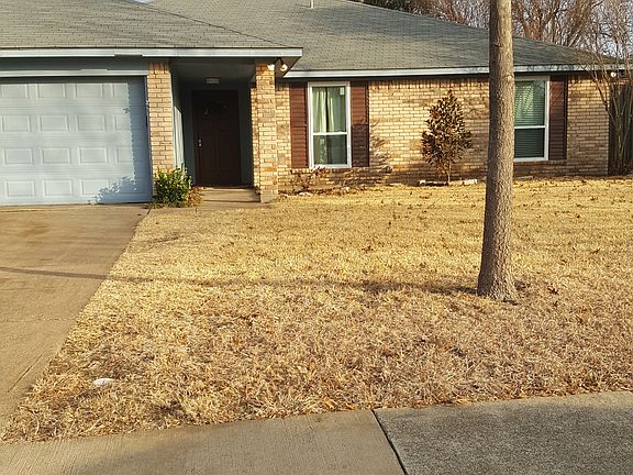 2nd image of 615 High Meadow Dr