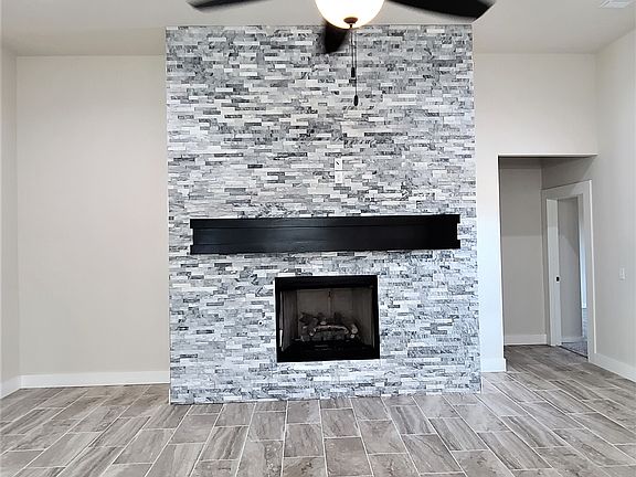 4th image of 9308 SW 35th St