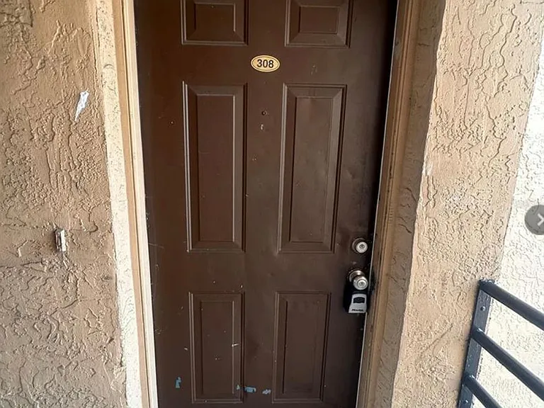 5213 Via Hacienda Cir #B308 — Photo 2