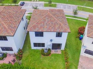 9052 SW 34th Ct, Miramar, FL 33025