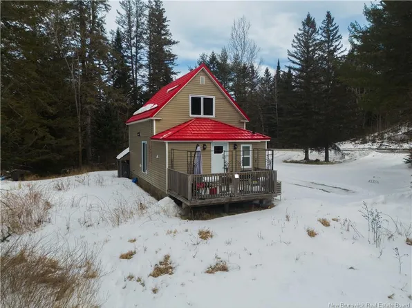 15 Dorn Ridge Rd, Douglas, NB E6L 2T2