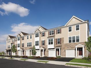 226 Mallard Ln, Egg Harbor Township, NJ 08234