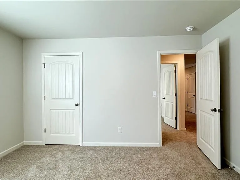 841 Highgrove Way — Photo 32