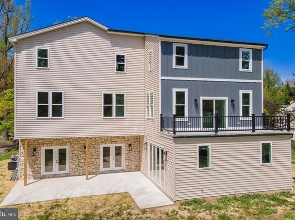 1901 W Montgomery Ave, Villanova, PA 19085