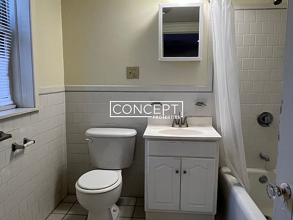 2nd image of 379 Commonwealth Ave #12