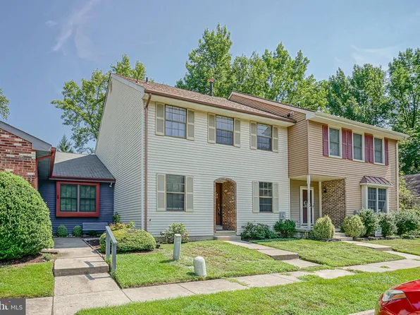 2 Norwood Ct, Medford, NJ 08055