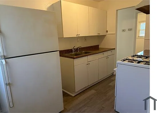 3 bed, 854 sqft, $1,400 — Photo 3