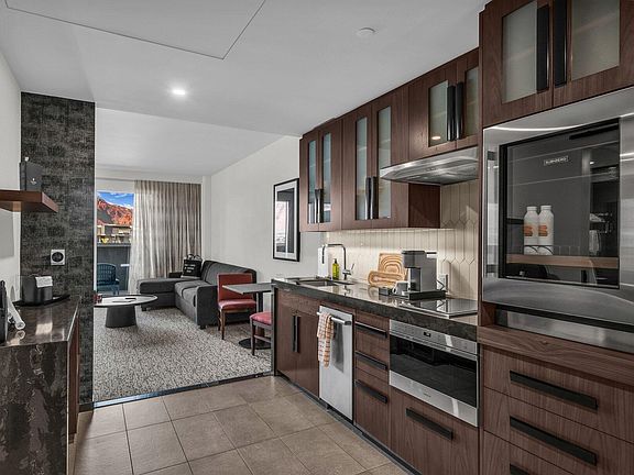 4th image of 1500 E Black Desert Dr #46229