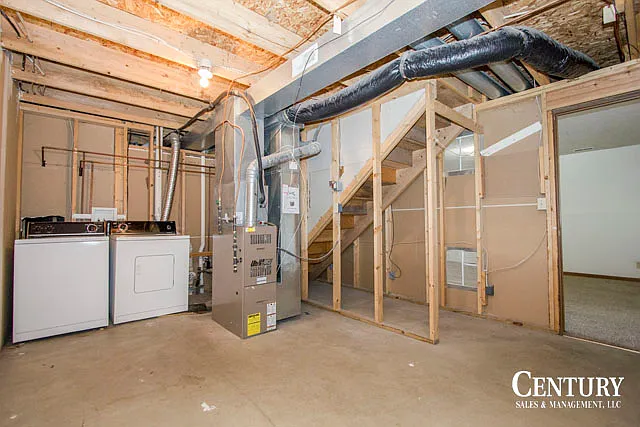951 Furnas Ave — Photo 27