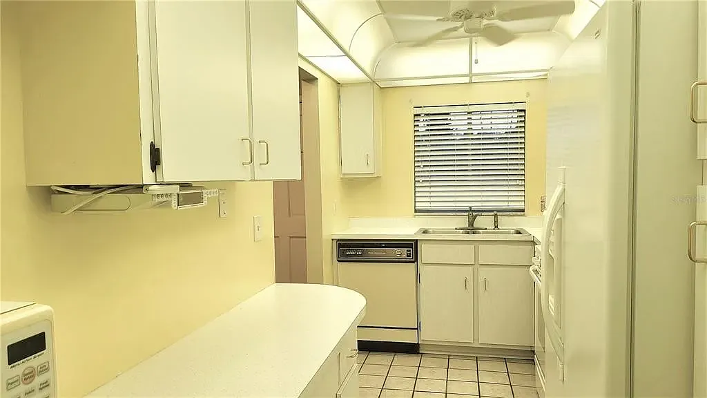 2 bed, 1366 sqft, $1,500 — Photo 3