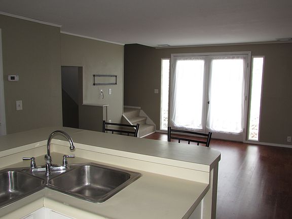 4th image of 8374 Hawks Nest Ct
