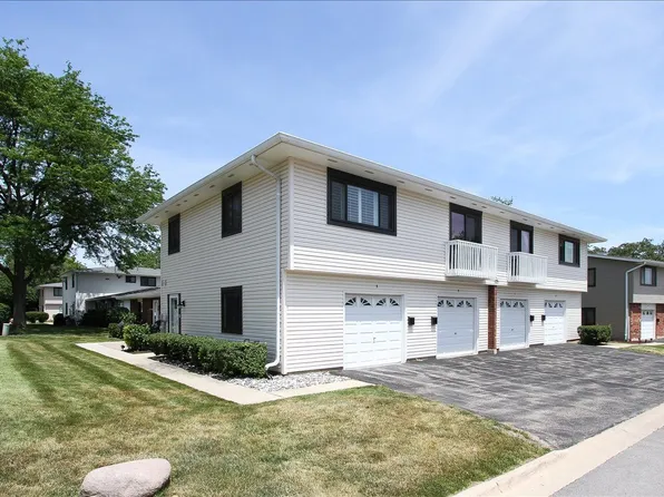 123 Fairlane Ct APT A, Bloomingdale, IL 60108