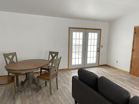 5th image of 108 Hidden Gulch Ave #C