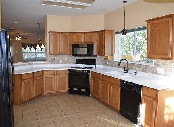 5th image of 2500 Eastwood Ln