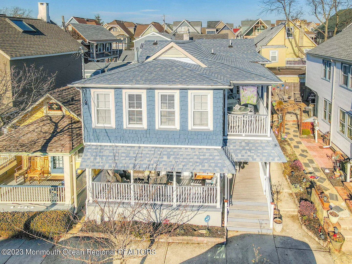 5 bed, 2096 sqft, $4,700 — Photo 2