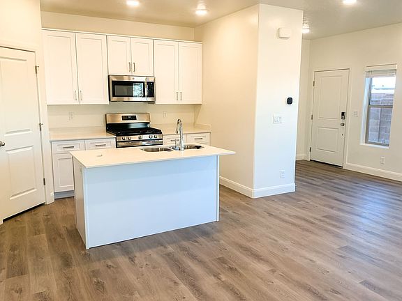 4th image of 350 W Old Highway 91 Unit 62