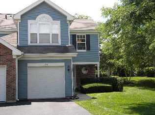26 Arbordale Ct, Algonquin, IL 60102