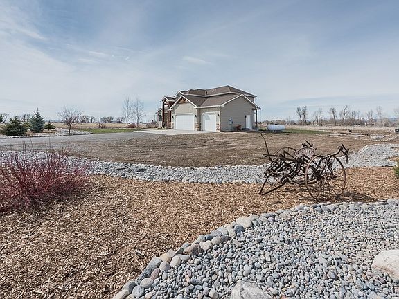 5th image of 2915 Hackamore Dr