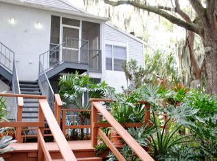 906 Northlake Dr, Sanford, FL 32773
