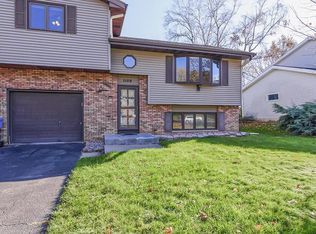 1106 S Division St, Waunakee, WI 53597