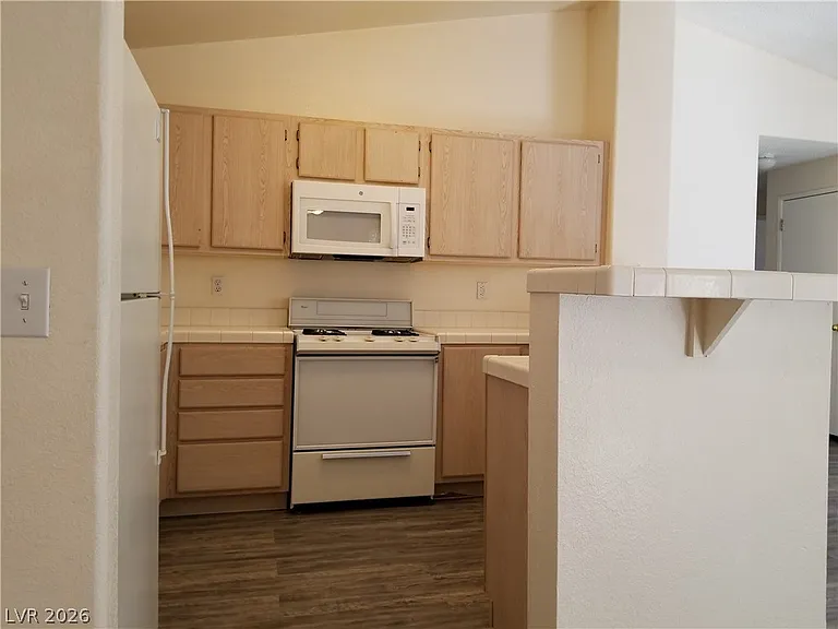 733 Wheat Ridge Ln #204 — Photo 38